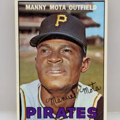 Sale Photo Thumbnail #369: 1967 Topps Manny Mota baseball card (#41) featuring the Pittsburgh Pirates outfielder, showing light edge wear and good centering.