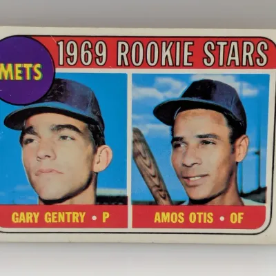 Sale Photo Thumbnail #529: 1969 Topps Mets Rookie Stars trading card featuring Gary Gentry and Amos Otis.