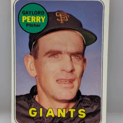 Sale Photo Thumbnail #664: 1968 Topps Gaylord Perry #130 baseball card in good condition, featuring a portrait of the San Francisco Giants pitcher.