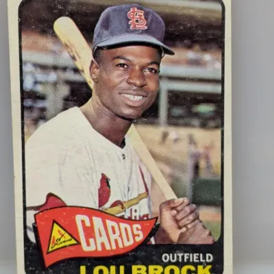 Sale Photo Thumbnail #419: 1971 Topps Lou Brock baseball card #625, featuring the St. Louis Cardinals outfielder in a portrait pose.