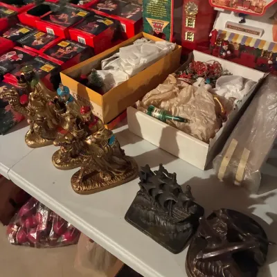 Sale Photo Thumbnail #408