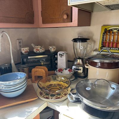 Estate sale photo