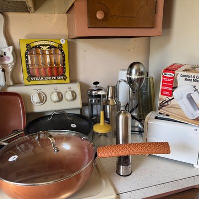 Estate sale photo