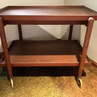 Danish MCM Teak Expanding Bar Cart Attributed to Poul Hundevad (MISSING 1 WHEEL)