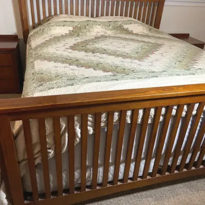 Mission Style King Bedroom Set – Headboard, Footboard & Dresser