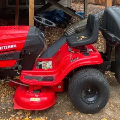 Craftsman T100 Riding Mower