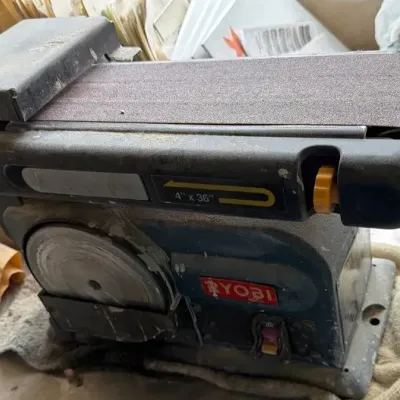 RYOBI Belt Sander 4" x 36" Belt /Disc Sander 