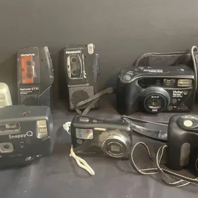 Canon, Minolta, Vivatar Vintage Camera’s & More