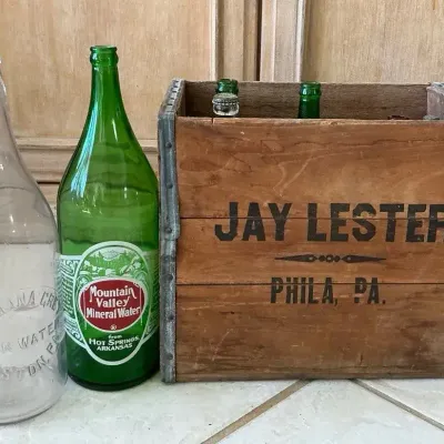 Vintage Advertising Bottles & Jay Lester Philadelphia Wooden Crate