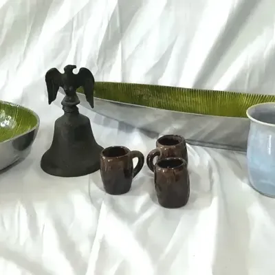 Decorative Pottery & Collectibles Lot  7 Pieces