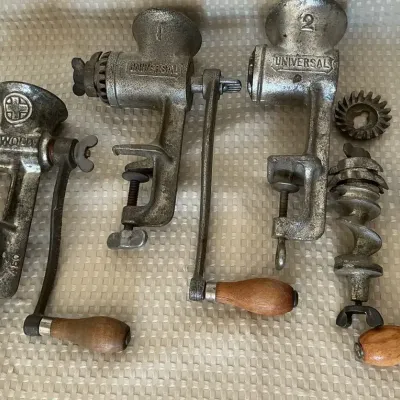 Vintage Cast iron Meat Grinders (3)