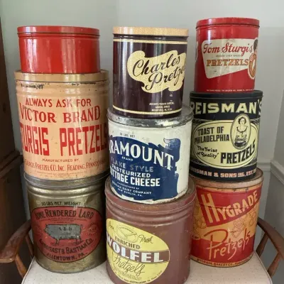 Vintage Advertising Tins & Food Containers -9