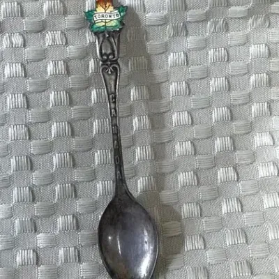 Vintage Toronto Canada Sterling Silver Souvenir Spoon – 0.243 oz