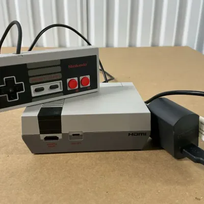 Nintendo NES Classic Edition Mini Console 
