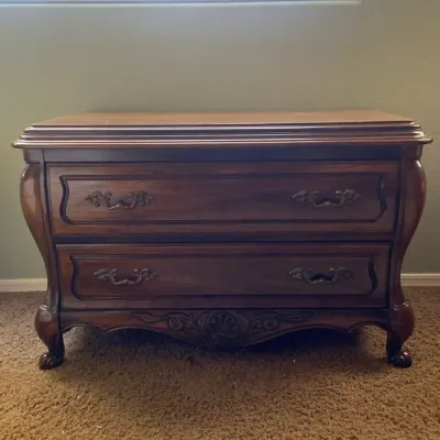 Bombay Dresser