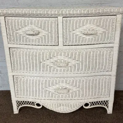 Vintage White Wicker 4-Drawer Dresser