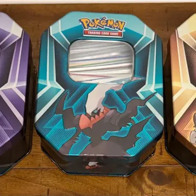 300 Holographic/Foil Pokemon Cards In 3 Collectible Tins