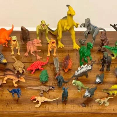 Collectible Vintage Toys - DINOSAURS