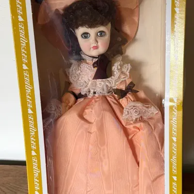 Vintage Collectible Effanbee Doll, #7850 ROMA Elegance