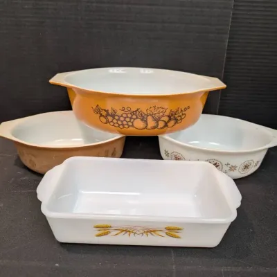 Pyrex Baking Casserole Dishes