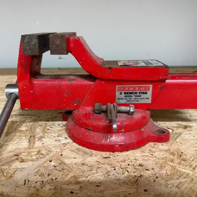 Duracraft 5” Bench Vice