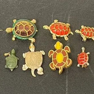 Turtle-Themed Costume Brooches, Pins, & Tie Tack