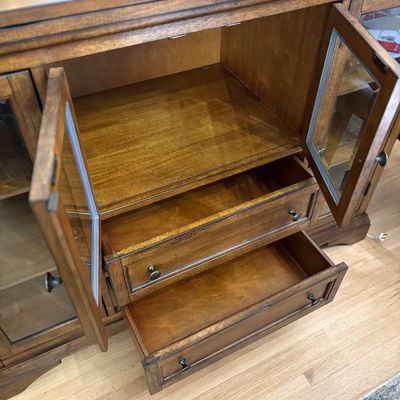 Sale Photo Thumbnail #474: Top opens on both sides for entertaining. 18 deep x 47.5 wide x 36 high