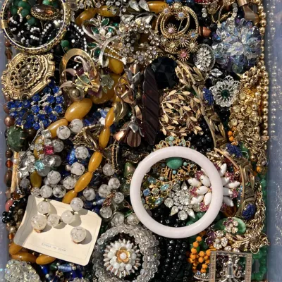 Sale Photo Thumbnail #448