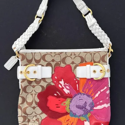 Sale Photo Thumbnail #308