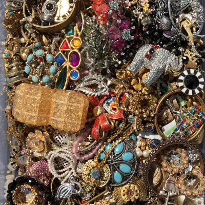 Sale Photo Thumbnail #405
