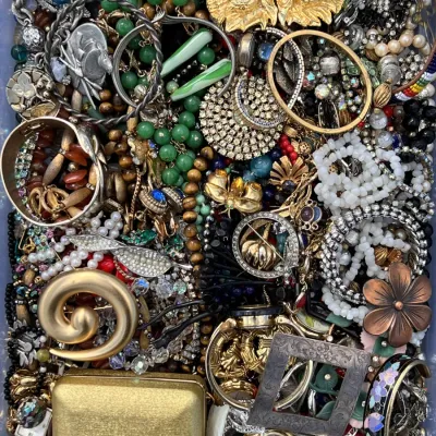 Sale Photo Thumbnail #445