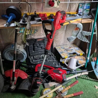Estate sale photo