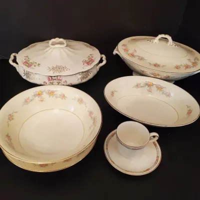 8-Piece Vintage Floral China Serving Lot – Eggshell Georgian Homer Laughlin & W.S. George