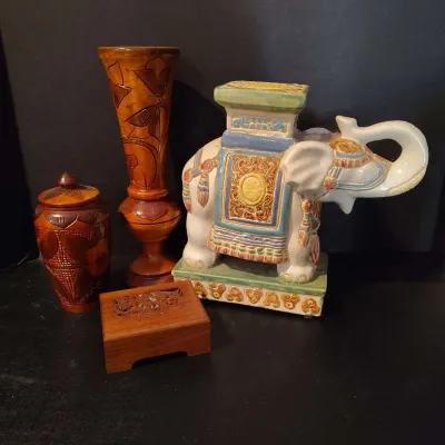 4-Piece Asian-Inspired Décor Lot