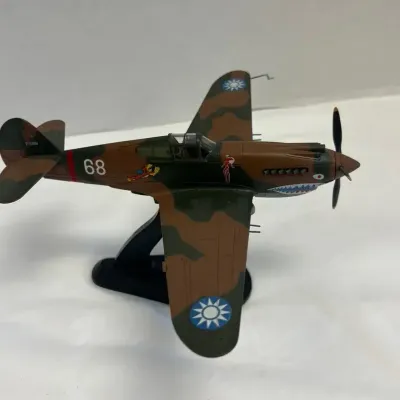Hobby Master 1:48 P-40B Warhawk AVG Flying Tigers Diecast Model