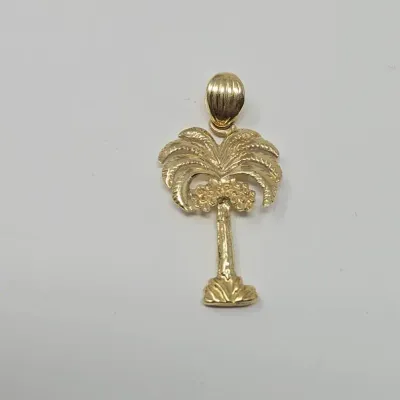 18K Yellow Gold 1" Palm Tree Pendant Approx. 2.12g