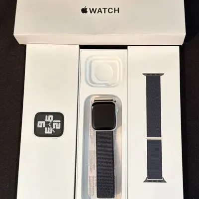Apple Watch Gen 2 with Wristband