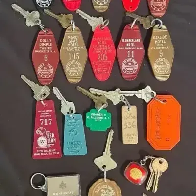 Vintage Motel Key Chains Collection (18pc)
