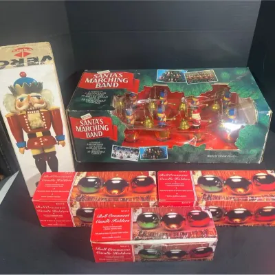Santa’s Marching Band, Christmas Holders & Nutcracker 