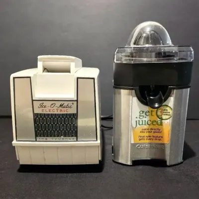 Vintage Ice-O-Matic Ice Crusher & Cuisinart Citrus Juicer Lot