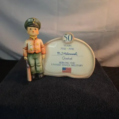 1996 Goebel Hummel #726 Soldier Boy Military 50th Anniversary Plaque – Limited Edition #1161/7500 – 