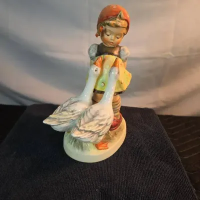 Goebel Hummel Goose Girl #47/II – Large 7.5" West Germany Figurine