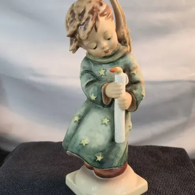 Vintage Goebel Hummel #21/II Heavenly Angel – 8½" – TMK-5 – West Germany