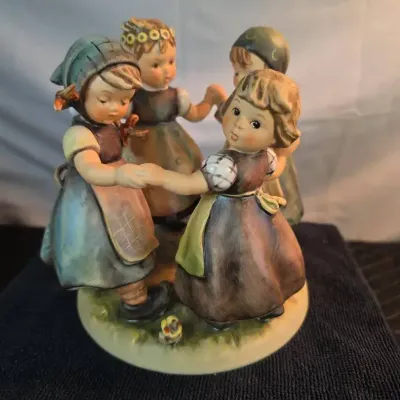 Vintage Goebel M.I. Hummel #348 Ring Around the Rosie – Four Girls – TMK-6 West Germany