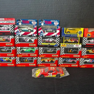 21 Matchbox NASCAR Superstars Diecasts