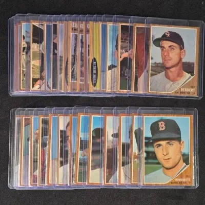 Thirty 1962 Topps Baseball Cards