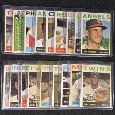 Eighteen 1964 Topps Baseball Cards