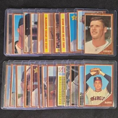 Twenty-Five Topps Baseball Cards (1962)