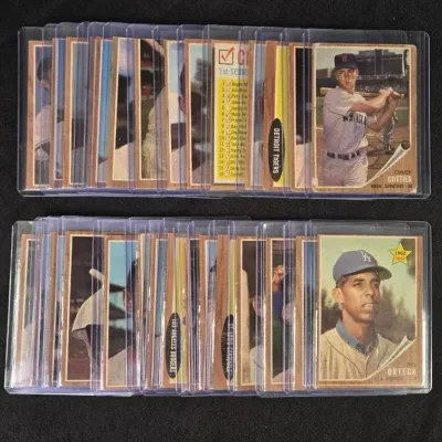 (30) 1962 Topps Baseball Cards