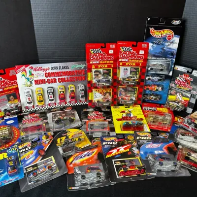 21 1:64 Scale Die Cast Racing Replicas